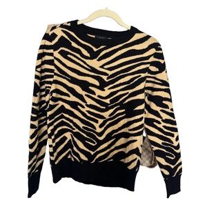 HALOGEN Sweater Womens Size S Black Beige Zebra Print Crew Neck Animal Chic‎